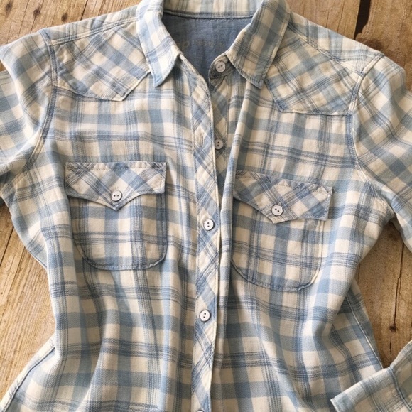 Gap button down flannel shirt - Picture 2 of 4